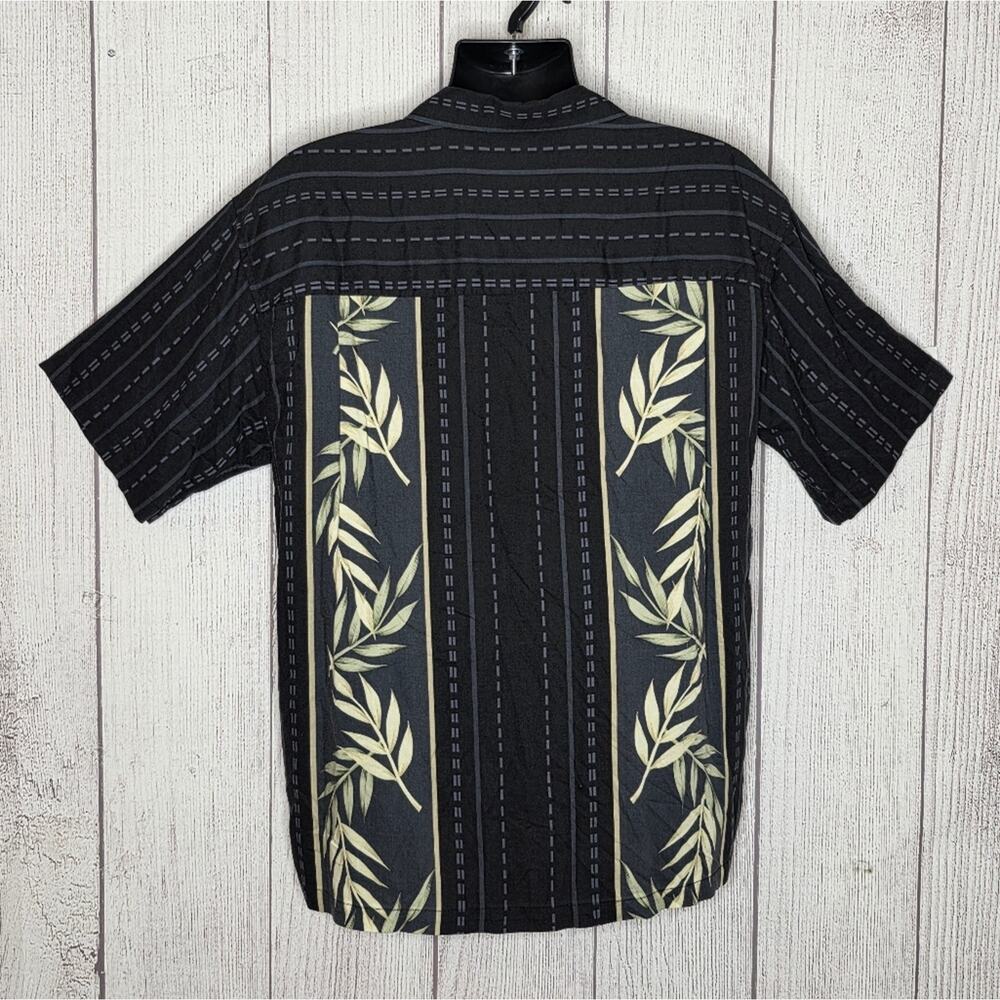 VTG Hilo Hattie Hawaiian Shirt | Black Leaf Print Rayon Button Up | Size M - Picture 3 of 4